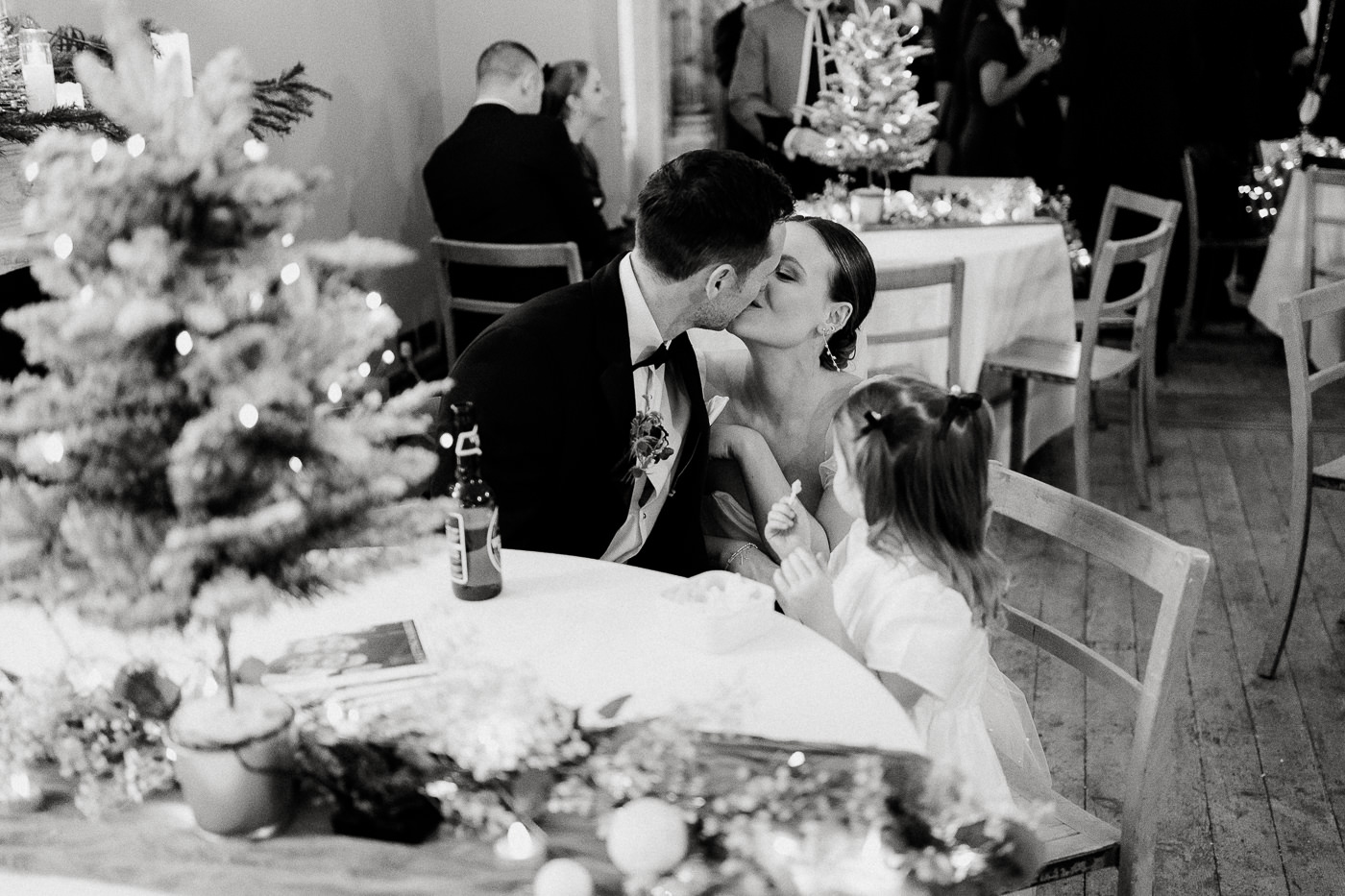 GEORGIA JOE INSOLE COURT DECEMBER WEDDING 012 GEORGIA JOE INSOLE COURT DECEMBER WEDDING 012